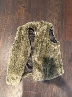 Abercrombie fur vest